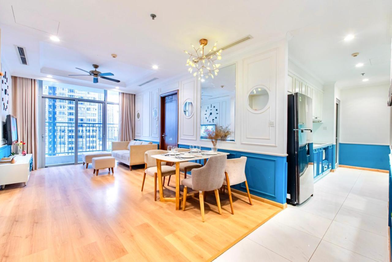 Moxy Hcmc Aparts - Vinhomes Central Park, Ice Rink Thành Pho Ho Chí Minh Esterno foto