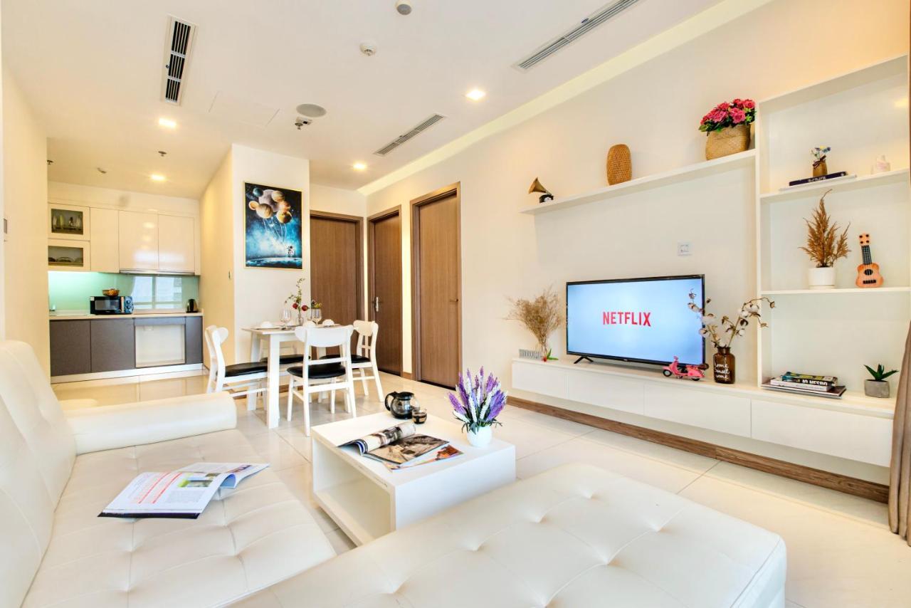 Moxy Hcmc Aparts - Vinhomes Central Park, Ice Rink Thành Pho Ho Chí Minh Esterno foto