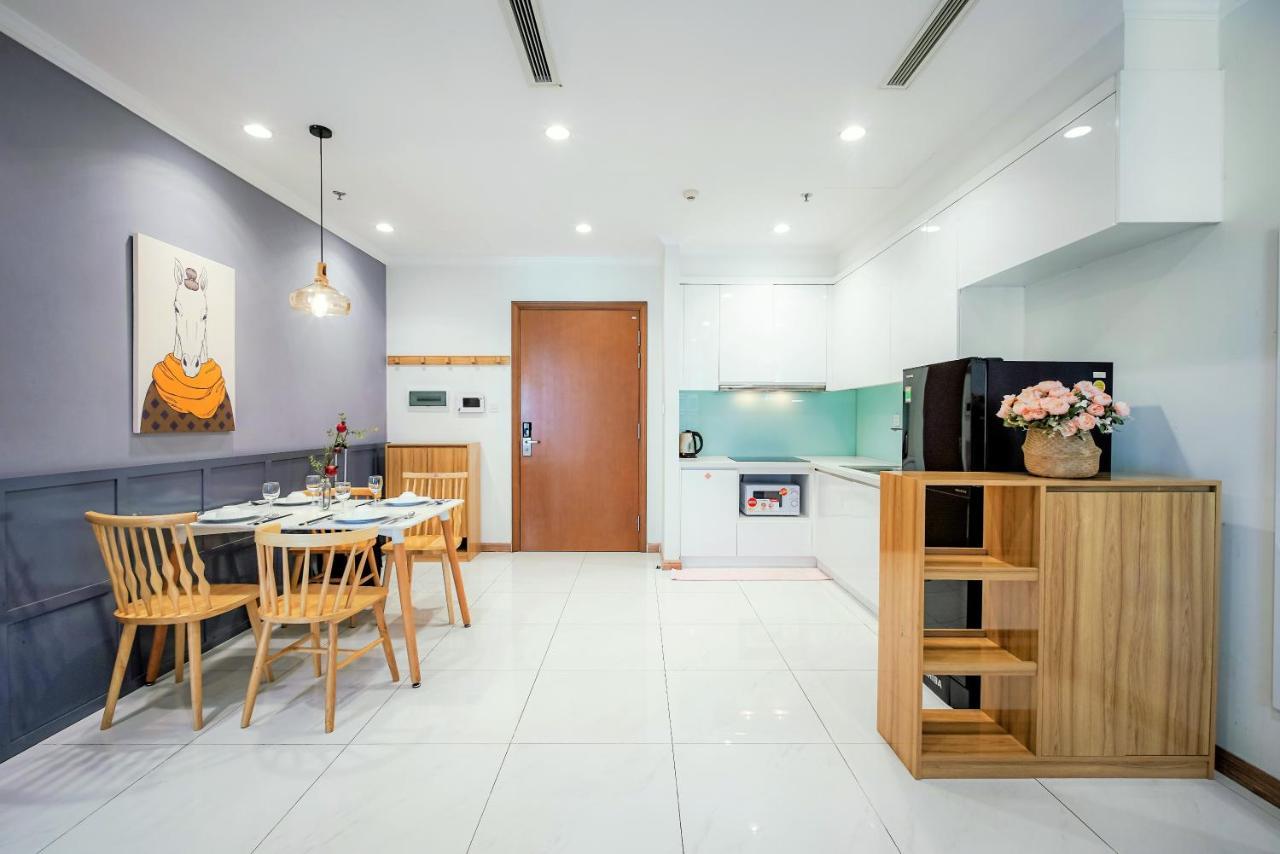 Moxy Hcmc Aparts - Vinhomes Central Park, Ice Rink Thành Pho Ho Chí Minh Esterno foto