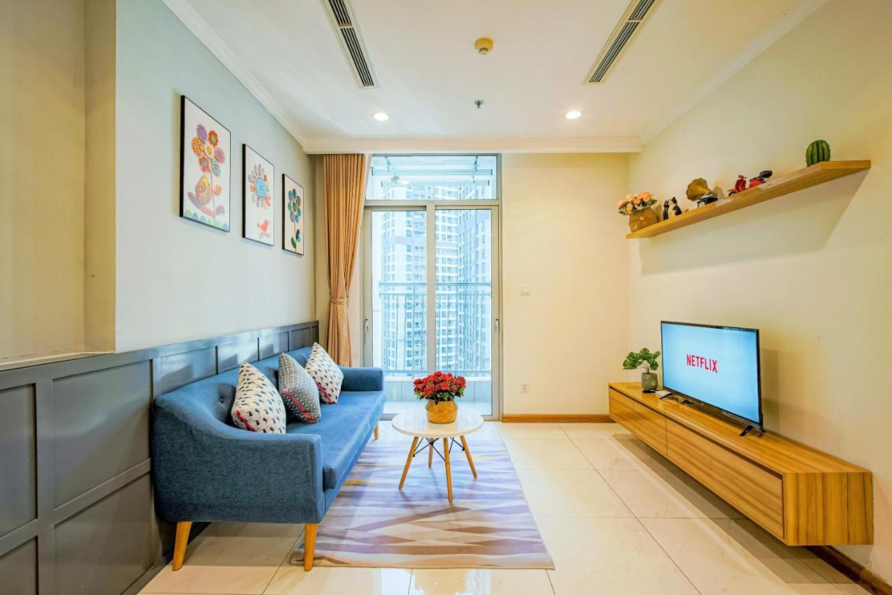 Moxy Hcmc Aparts - Vinhomes Central Park, Ice Rink Thành Pho Ho Chí Minh Esterno foto