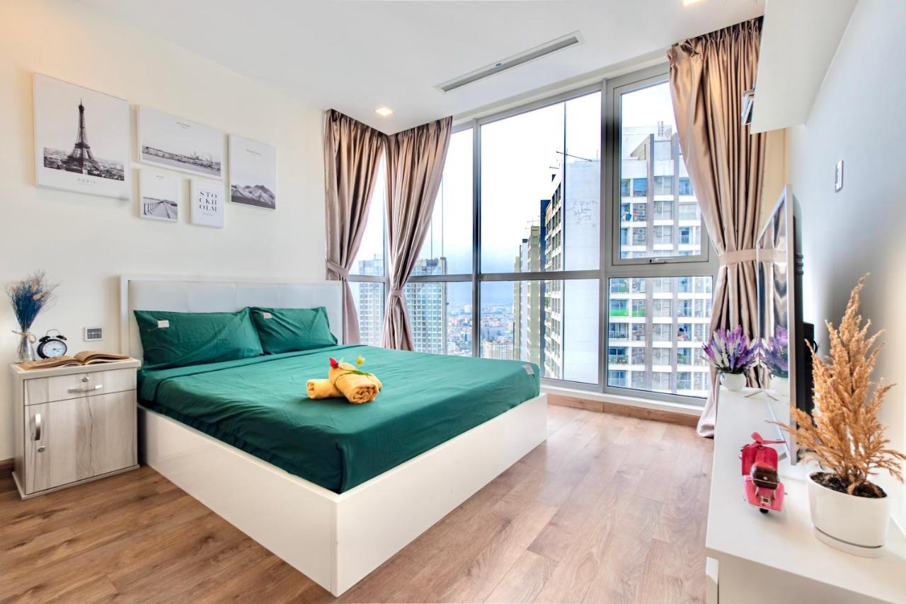 Moxy Hcmc Aparts - Vinhomes Central Park, Ice Rink Thành Pho Ho Chí Minh Esterno foto